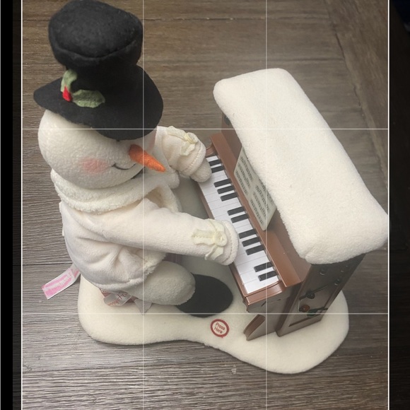Hallmark 2005 piano playing snowman techno plush animated singing - Picture 1 of 5